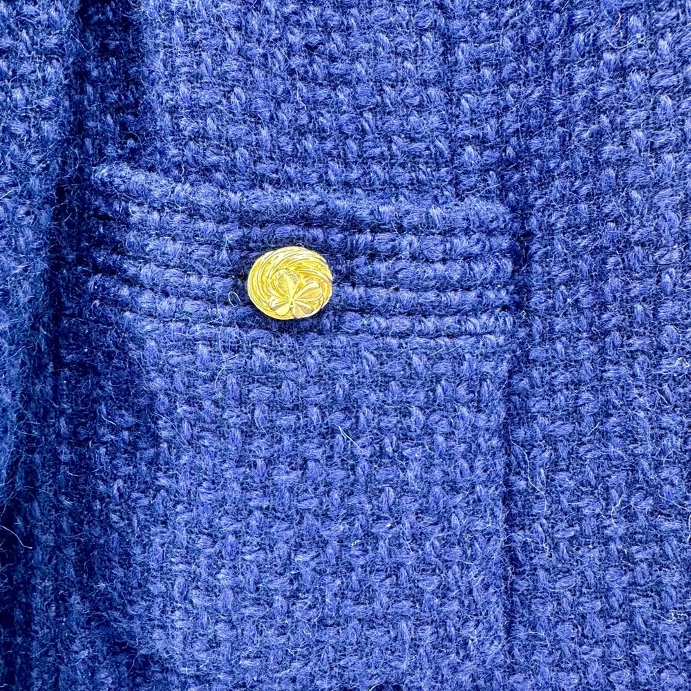 CHANEL Vintage Chanel Boutique Blue Bouclé Jacket Pocket Gold Clover Buttons